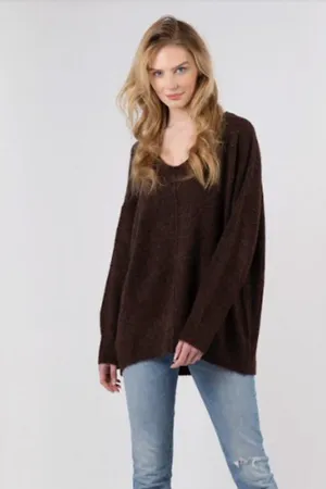 Lyla & Luxe Issy Sweater