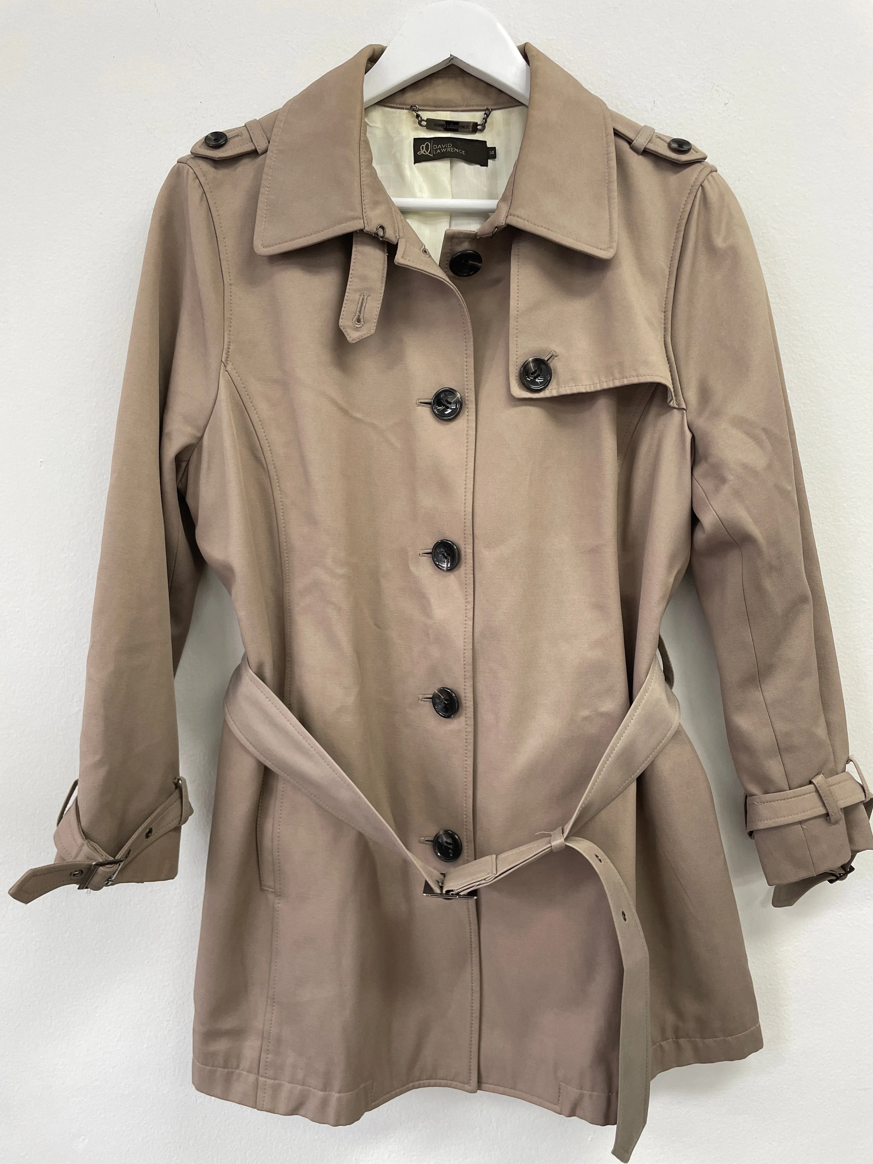 Nude Single Breasted Trenchcoat