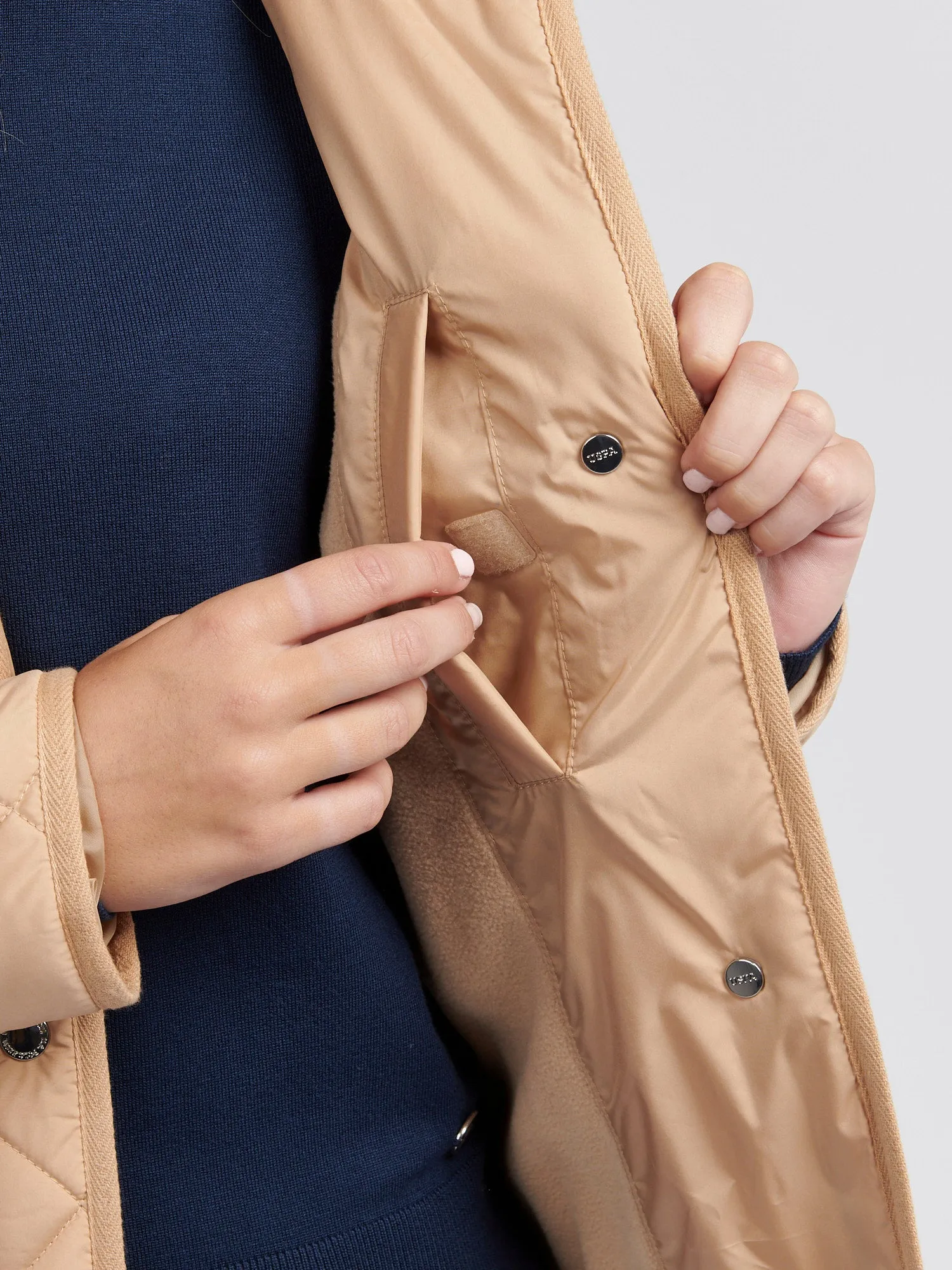 Womens Lightweight Quilted Jacket in Cuban Sand