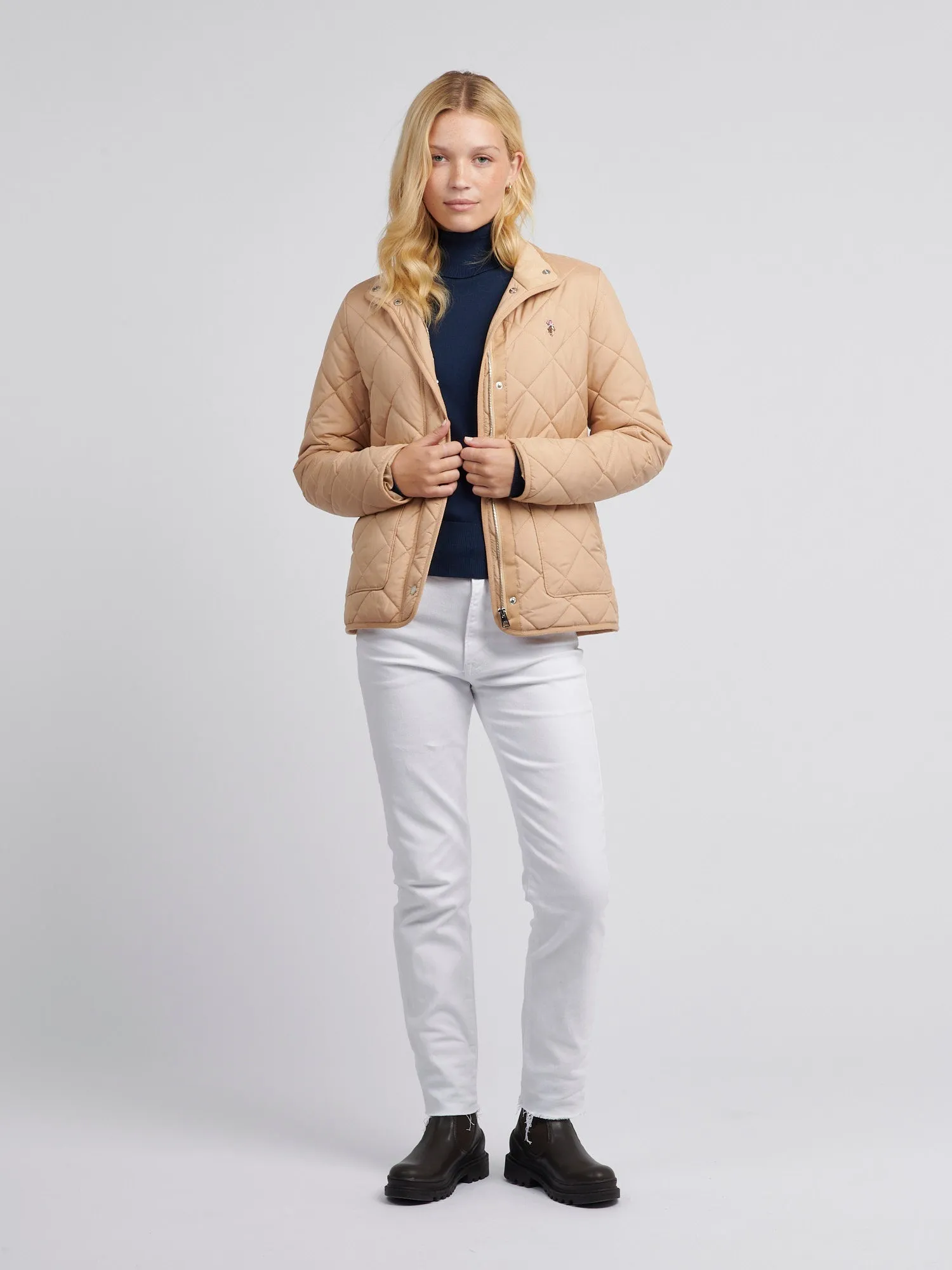 Womens Lightweight Quilted Jacket in Cuban Sand